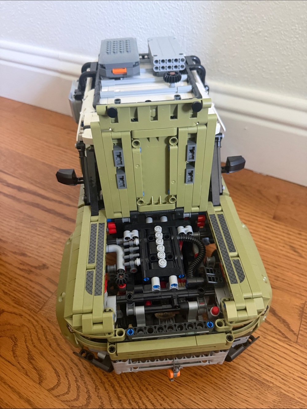 LEGO-Technic Defender SUV Building Set - Picture 3 of 5